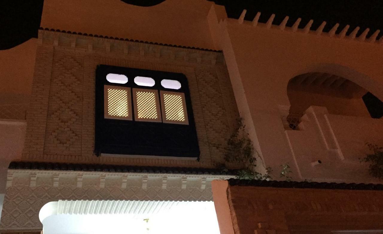 Dar Ezzahra Vila Tozeur Exterior foto